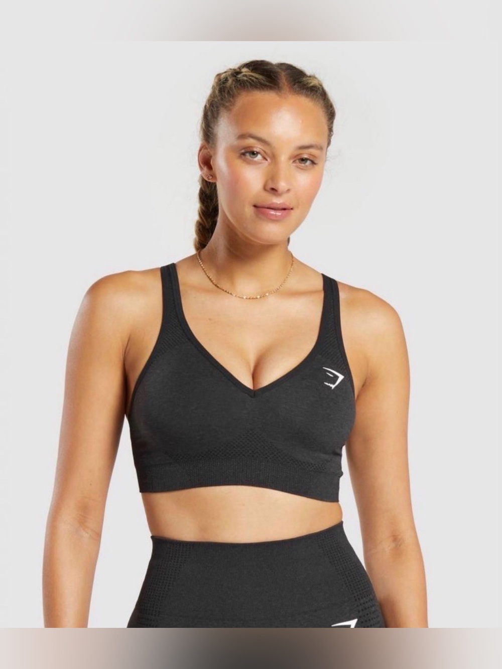 Gymshark V-Neck Seamless Sports Bra in Black